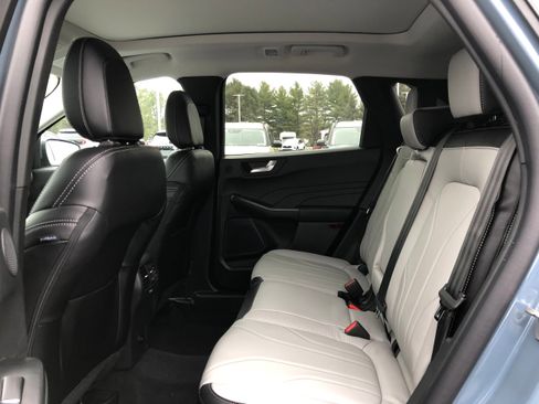 New 2026 Ford Escape Platinum w/ Premium Technology Package image 10