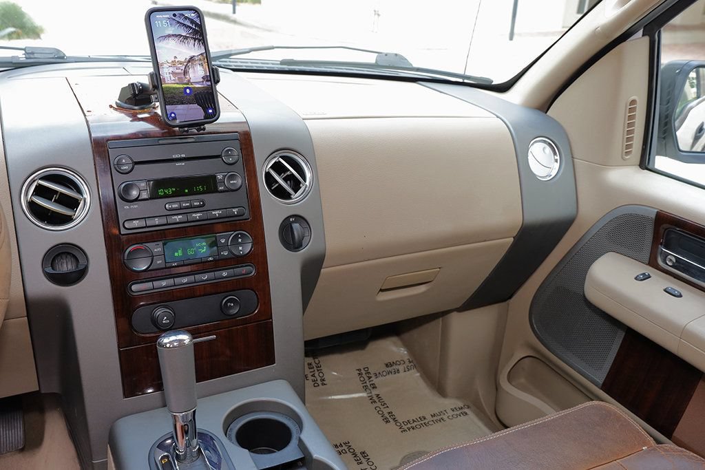 Used 2005 Ford F150 King Ranch RWD image 37
