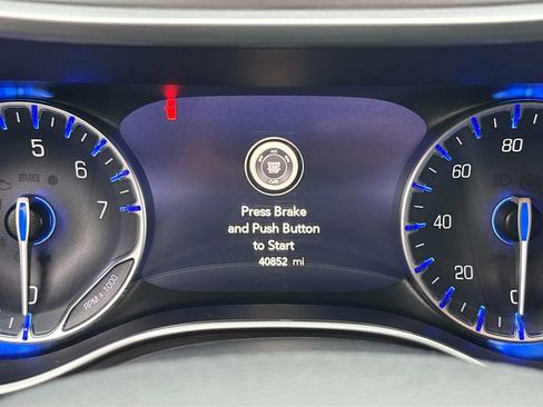 Used 2025 Chrysler Pacifica Select image 13