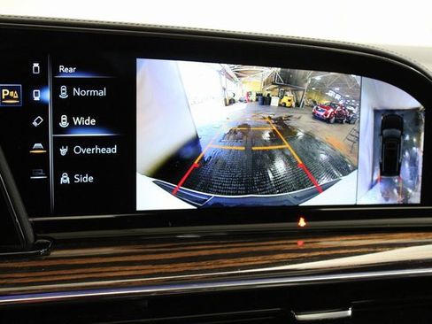 Certified 2023 Cadillac Escalade Premium Luxury image 16