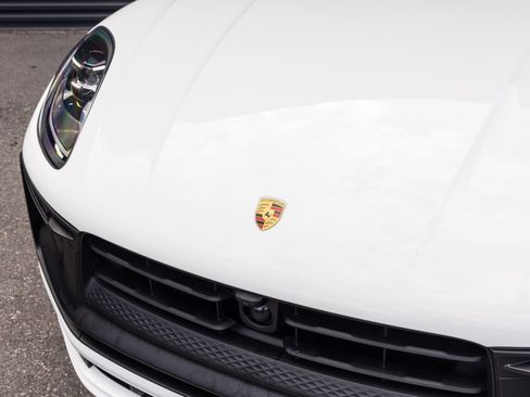 Certified 2023 Porsche Macan GTS AWD/4WD image 10