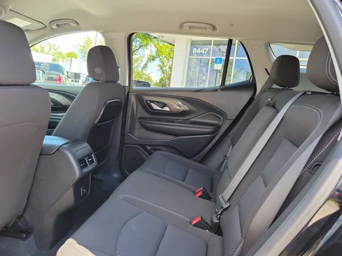 Used 2022 GMC Terrain SLE w/ Driver Convenience Package FWD image 13