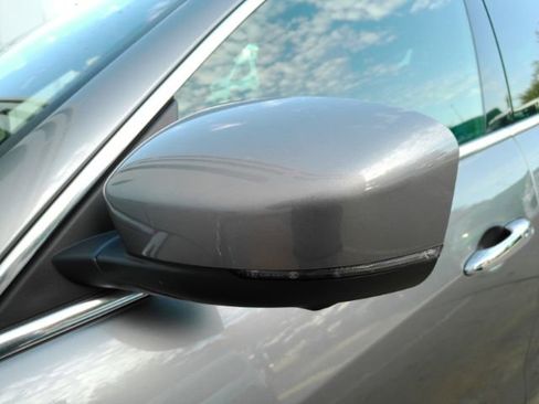 Used 2022 Maserati Levante GT image 18