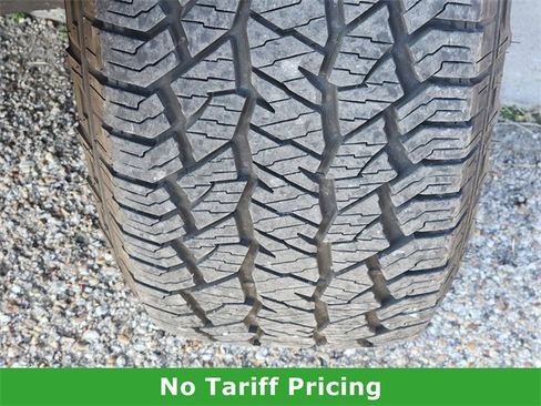 Certified 2024 Nissan Frontier PRO-4X w/ Pro Premium Package image 9