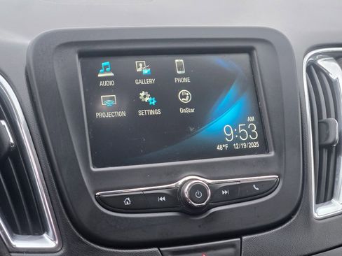 Used 2016 Chevrolet Malibu LT image 30