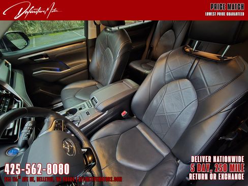 Used 2021 Toyota Highlander Platinum image 18