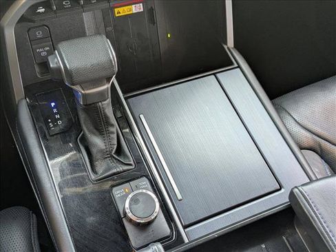 Used 2023 Toyota Tundra Platinum RWD image 12