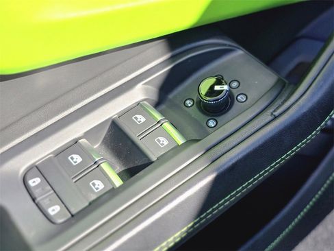 Used 2024 Lamborghini Urus S image 16