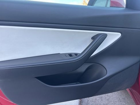 Used 2021 Tesla Model 3 Standard Range Plus image 21