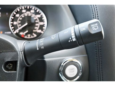 Used 2024 Nissan Armada SL w/ Captain's Chairs Package image 20