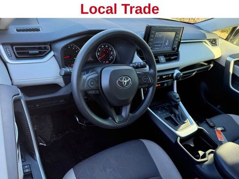 Used 2019 Toyota RAV4 XLE w/ Convenience Package image 5
