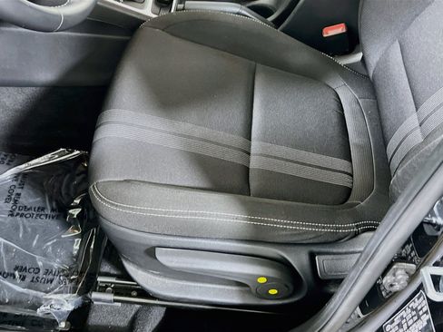 Used 2023 Hyundai Venue SEL w/ Cargo Package FWD image 18