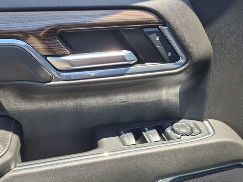 Used 2024 Chevrolet Silverado 1500 LT AWD/4WD image 23