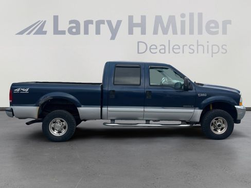 Used 2002 Ford F350 Lariat image 6