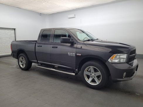 Used 2018 RAM 1500 Express AWD/4WD image 11