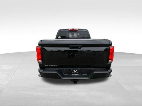 Used 2024 Chevrolet Colorado Z71 w/ Z71 Convenience Package 2 AWD/4WD image 13