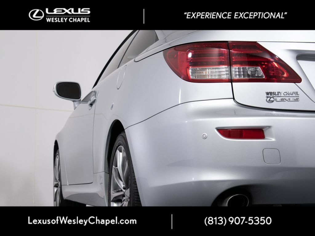 Used 2015 Lexus IS 250C w/ Luxury Package RWD image 6