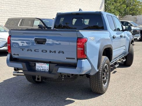 Used 2026 Toyota Tacoma TRD Off-Road w/ TRD Off Road Upgrade Package AWD/4WD image 4
