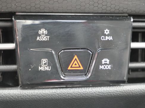 Certified 2024 Volkswagen GTI S image 30