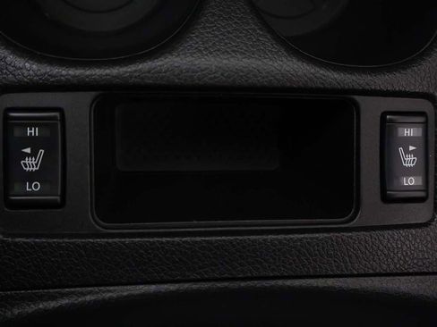 Used 2018 Nissan Rogue SV w/ Sun & Sound Touring Package image 54