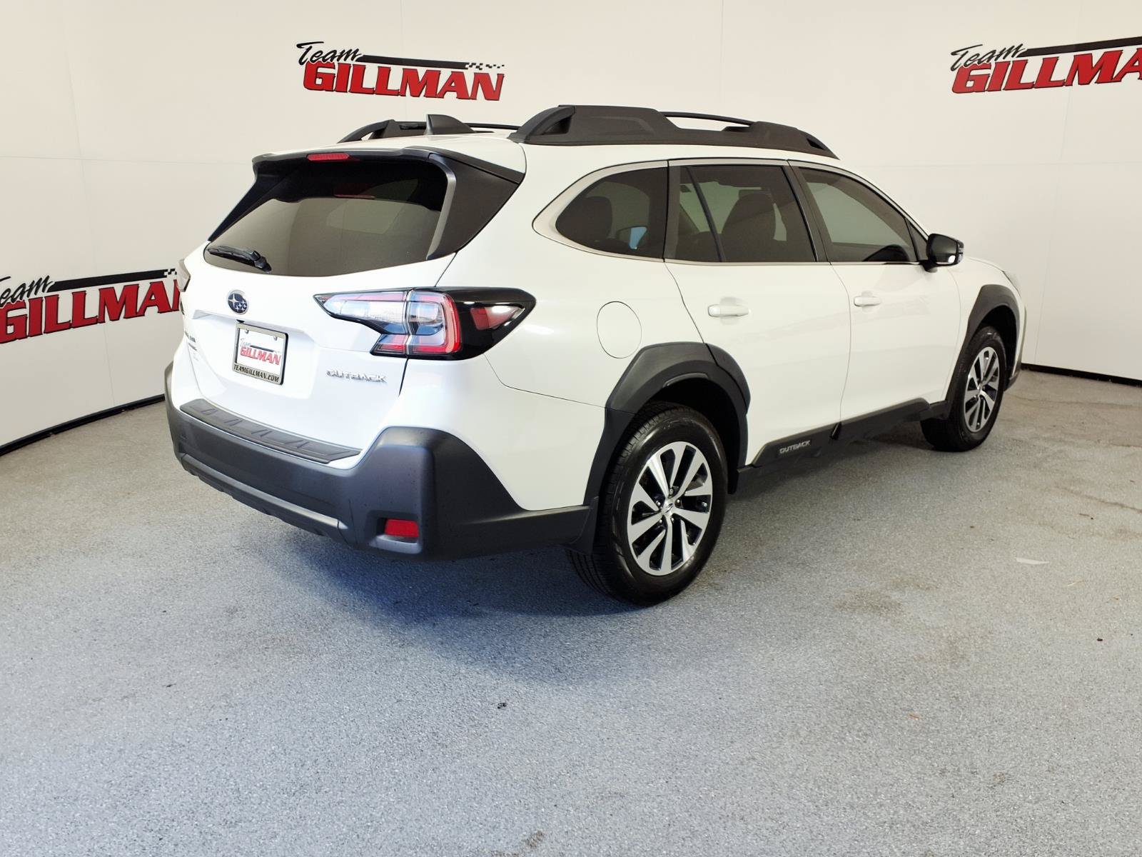 Used 2024 Subaru Outback Premium w/ Popular Package #1A AWD/4WD image 5