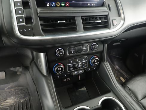 Used 2021 Chevrolet Tahoe LT w/ LT Signature Package image 15