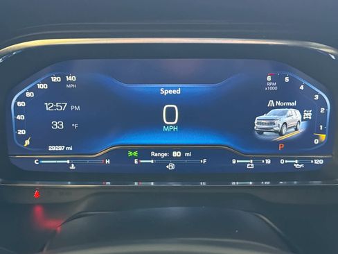 Used 2024 Chevrolet Tahoe Z71 w/ Luxury Package image 40