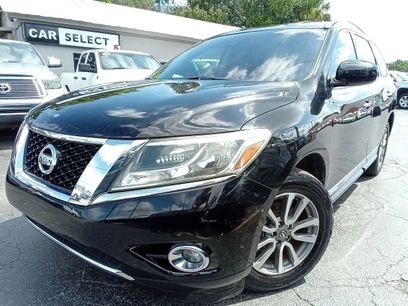 Used 2014 Nissan Pathfinder SL