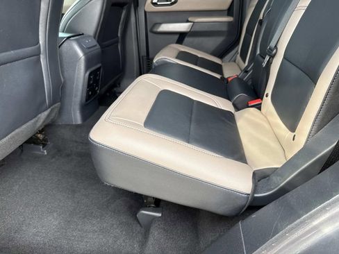 Used 2022 Ford Bronco Wildtrak image 17