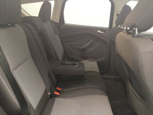 Used 2019 Ford Escape SE FWD image 19