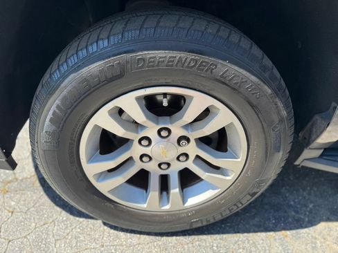 Used 2018 Chevrolet Tahoe LT AWD/4WD image 24