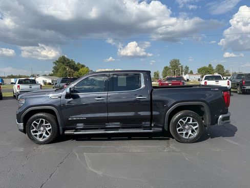 Used 2023 GMC Sierra 1500 SLT w/ SLT Premium Package image 28