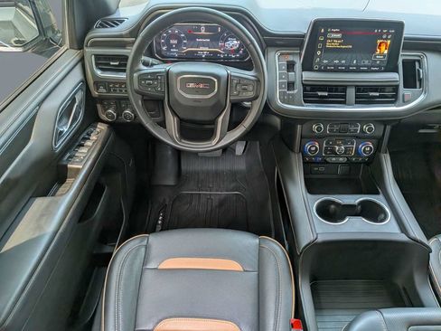 Used 2023 GMC Yukon AT4 w/ AT4 Premium Package AWD/4WD image 19