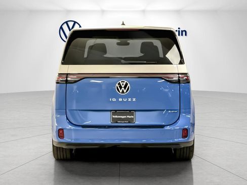 New 2025 Volkswagen ID. Buzz 1st Edition image 4