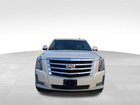 Used 2015 Cadillac Escalade ESV Premium image 2