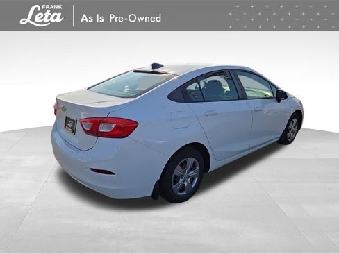 Used 2017 Chevrolet Cruze LS image 11