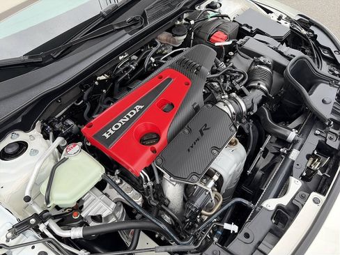 Used 2024 Honda Civic Type R image 18