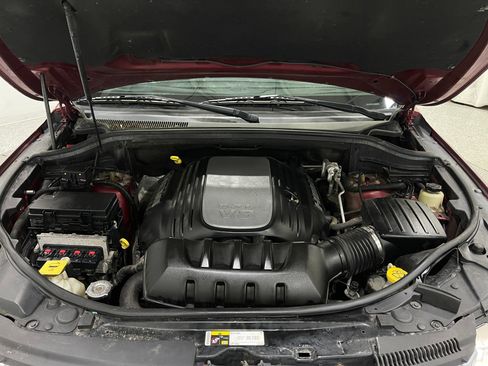 Used 2013 Jeep Grand Cherokee Overland AWD/4WD image 27