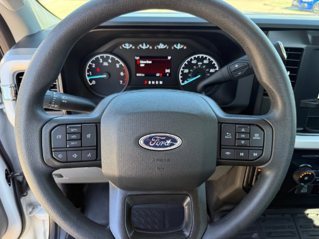Used 2025 Ford F350 XLT w/ FX4 Off-Road Package AWD/4WD image 15