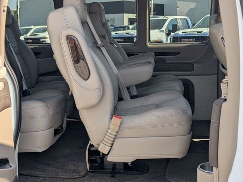 New 2026 Chevrolet Express 2500 Extended w/ Driver Convenience Package image 33
