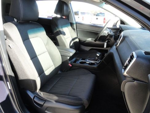 Used 2019 Kia Sportage LX image 7