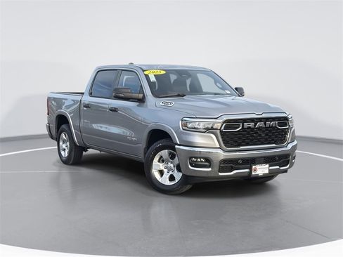 Used 2025 RAM 1500 Big Horn image 1