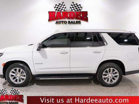 Used 2023 Chevrolet Tahoe Premier RWD image 1