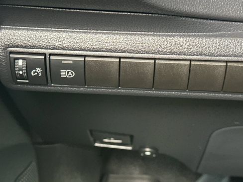 Used 2024 Toyota Corolla LE image 33