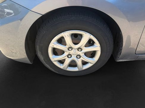 Used 2014 Hyundai Accent GS FWD image 12