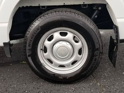 Used 2025 Ford F150 XL RWD image 10