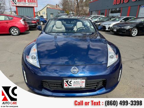 Used 2016 Nissan 370Z Touring Sport RWD image 26