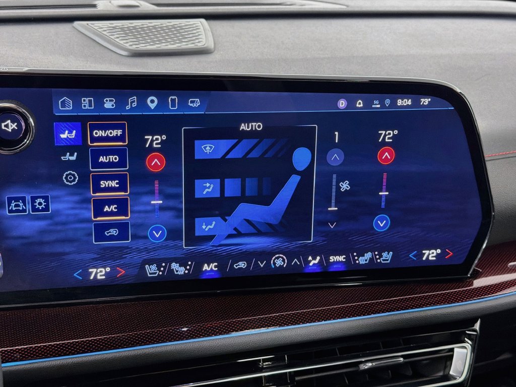 Used 2025 Chevrolet Traverse RS w/ LPO, Floor Liner Package AWD/4WD image 16