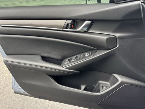 Used 2022 Honda Accord Sport image 15