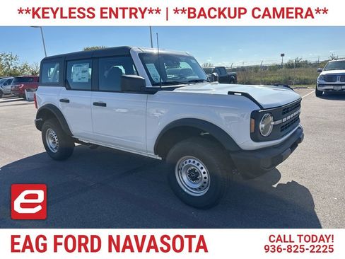 New 2025 Ford Bronco 4-Door image 1